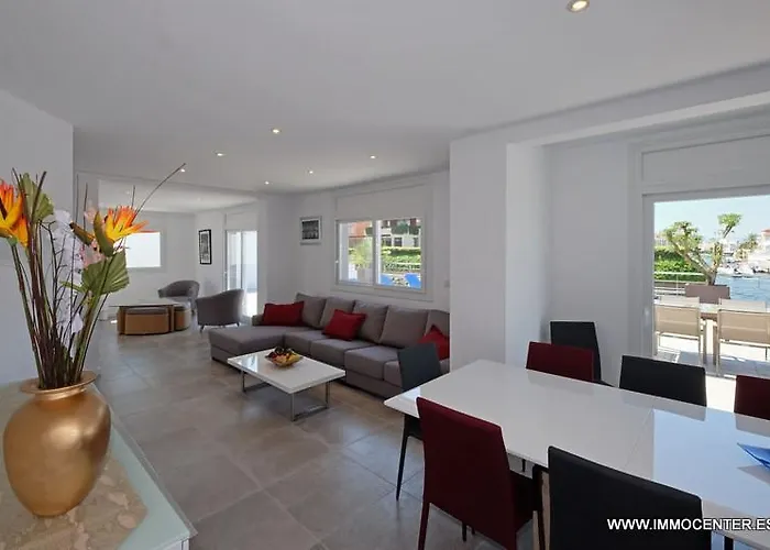 Villa Lv04 *