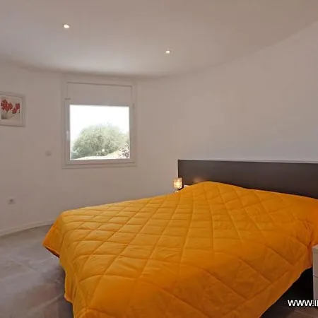 Lv04 Villa